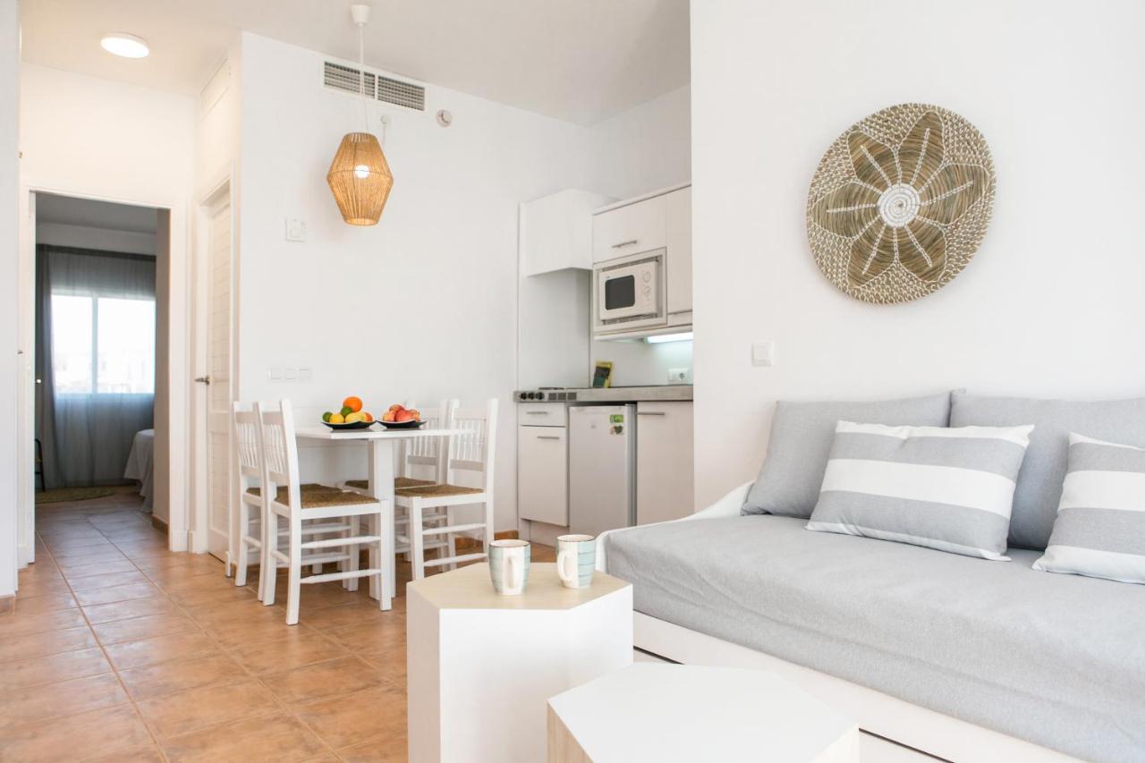 Rvhotels Sea Club Menorca Cala'N Blanes  Kültér fotó